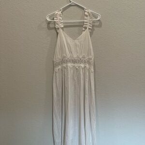 White Sleeveless Maxi Dress